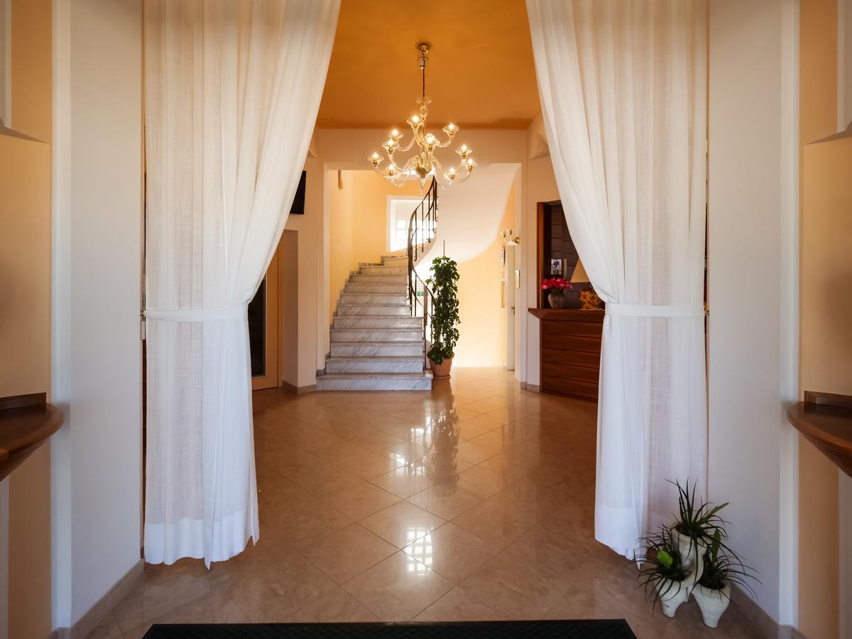 Hotel De La Ville Senigallia Dış mekan fotoğraf